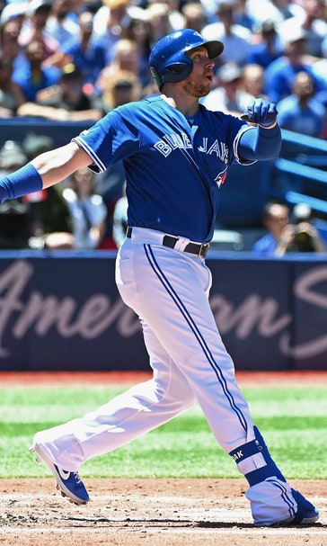 Soler homers, drives in 2 as Royals beat Blue Jays 7-6